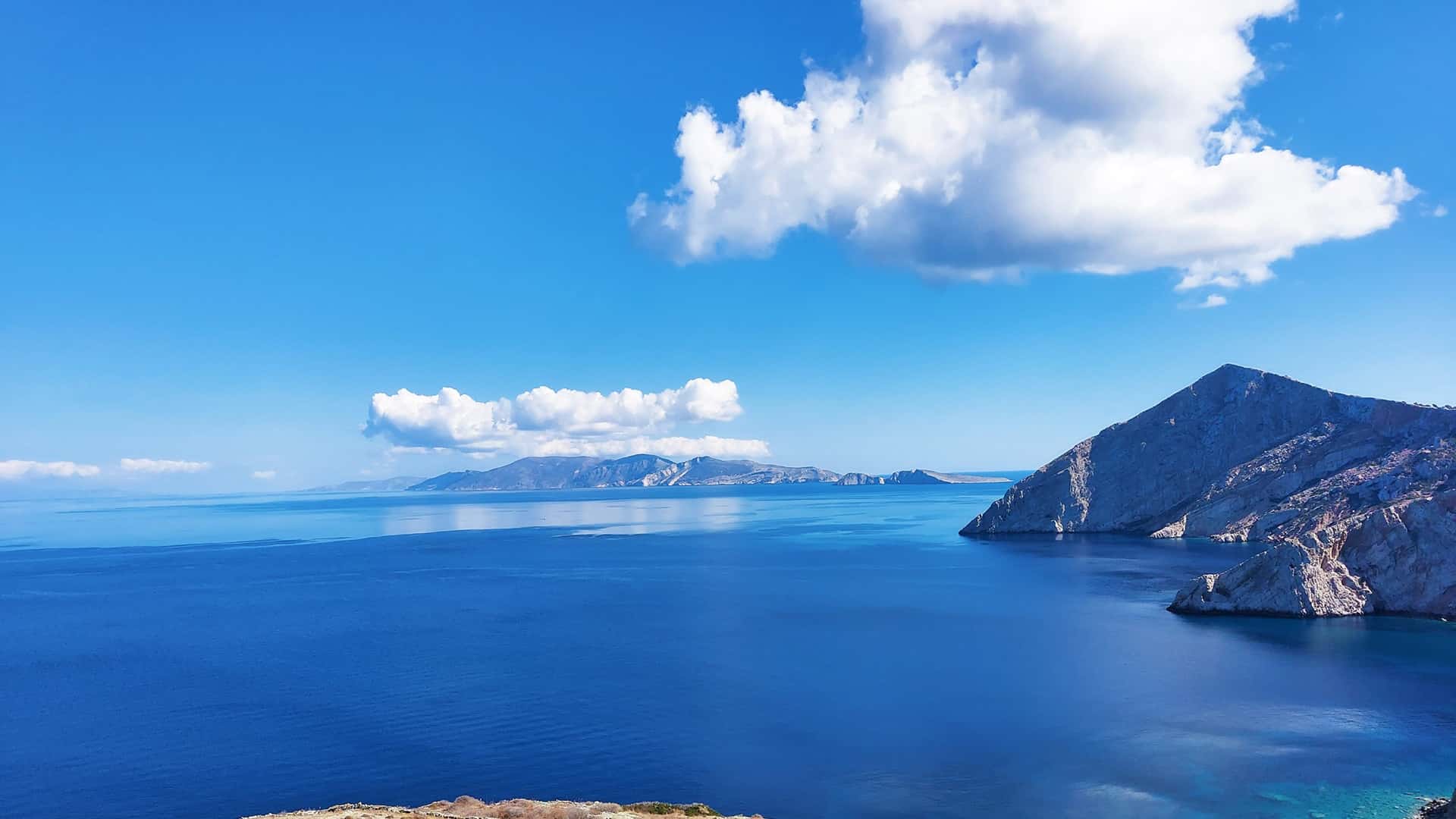 FOLEGANDROS-SLIDER-Rocks.jpg