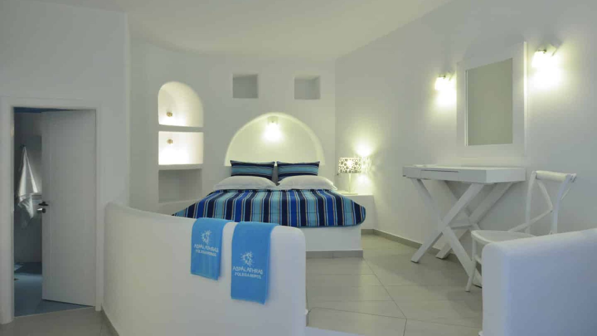 ASPALATHRAS Hotel a Folegandros